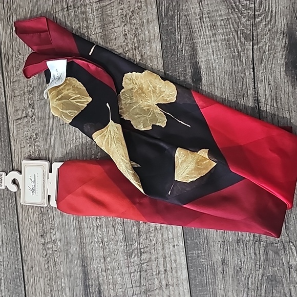 Kathie Lee Collection Made in Italy Scarf - Picture 1 of 9